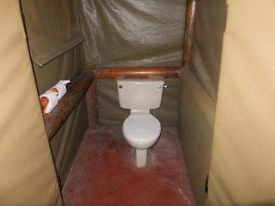 水洗トイレです