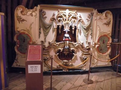 1日2回、フェアグランド・オルガンの演奏