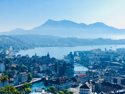 1階のカフェから