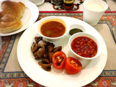 朝食：カレーの種類が多かったです。