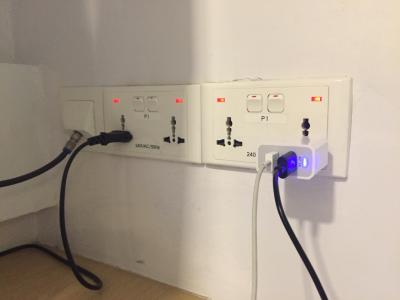 マルチコンセントがいっぱい