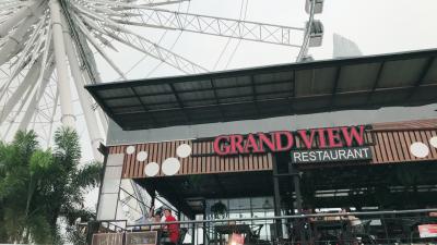 買い物よりレストランが楽しい