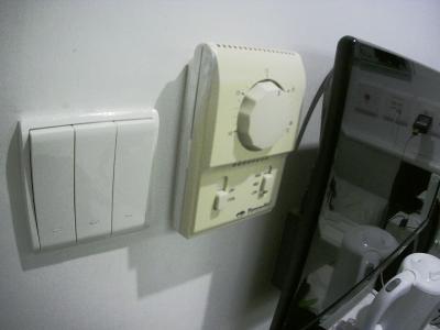 エアコン 照明 スイッチ