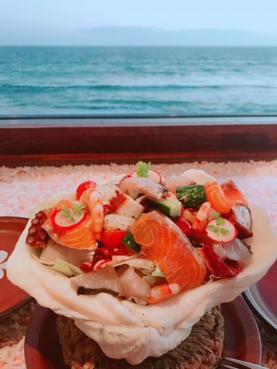 窓際の席がおすすめ