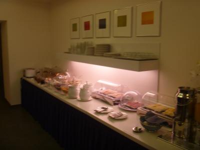 朝食会場の風景です．