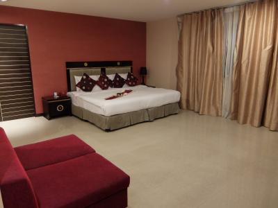 部屋は広すぎるぐらいでした