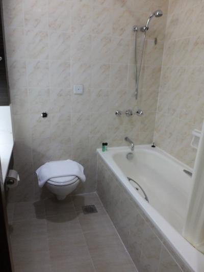 バスタブ　大きいです。