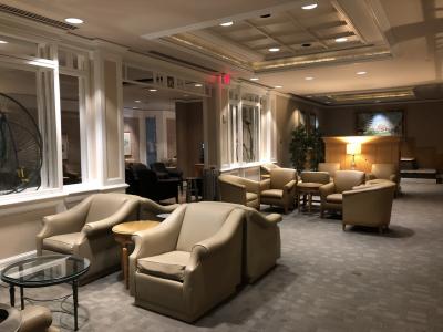 素敵な空間で朝早くから朝食