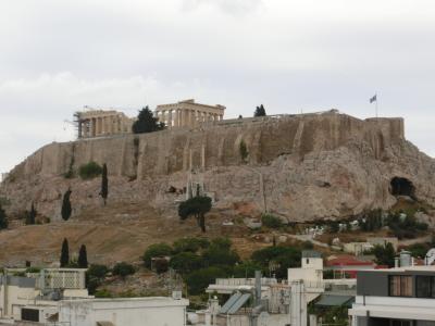 アクロポリスの丘のすぐ近く