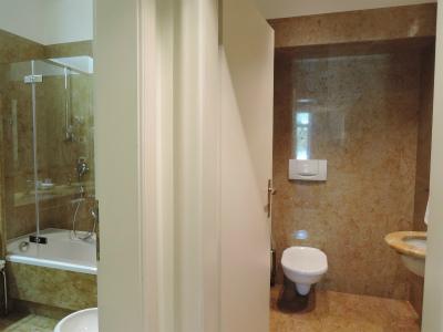 お風呂とトイレが別でした