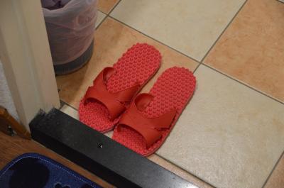 なのでトイレ用スリッパがありました。