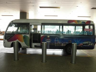 空港からホテルまで安いシャトルバス