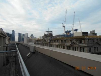 泊まった部屋のテラスから、ヤラ川方向の朝の景色です