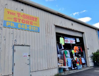 激安のTシャツ アウトレット！！The T-Shirt Store 