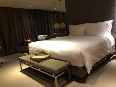 客室の調度はインターコンチネンタルに相応しい抜かりなさです。