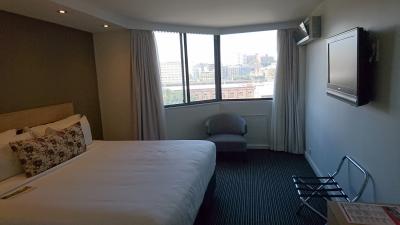 この日泊まった部屋のまどからはセントラル駅が一望