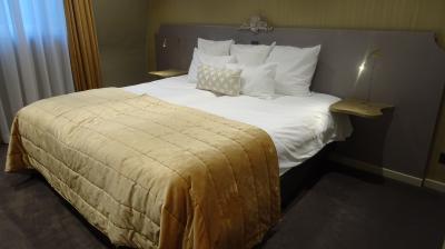 くっついたベット