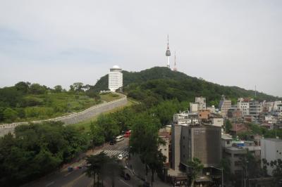 昼のNソウルタワー