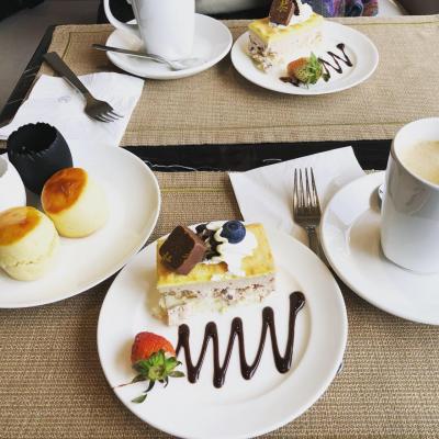 クラブラウンジでの ケーキ