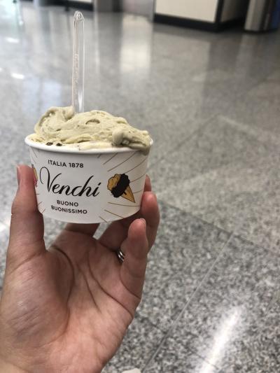 イタリアを離れる前に最後のスイーツを