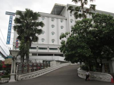 グレースランド バンコク バイ グレース ホテル