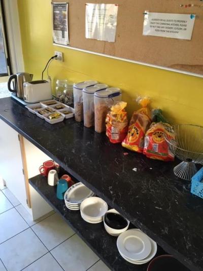 朝食は完全セルフでいただく