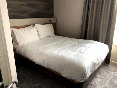 ギシギシベッド