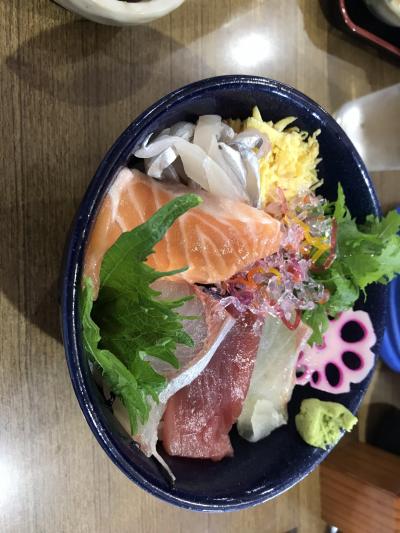 しらす丼オフシーズンでも。