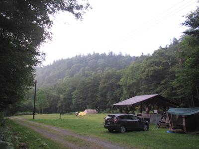 トムラウシ自然休養林野営場