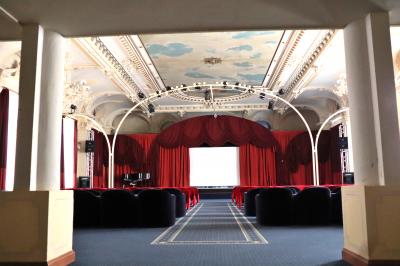 館内のシアター
