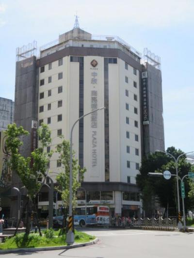 台中駅前にあります