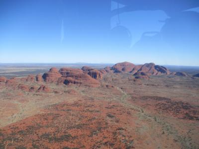  Uluu Kata Tjuta ヘリ遊覧飛行 （AYERS ROCK HELICOPTERS)