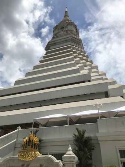 評判通り綺麗な寺院かな