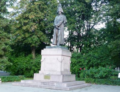 目の前はエスプラネーデ公園