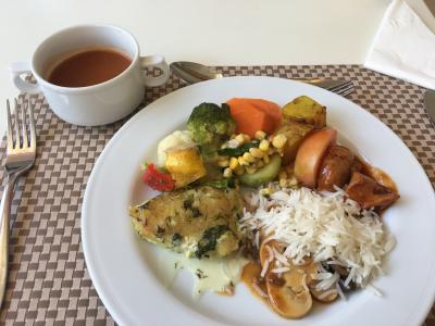 食事はふつうに美味しかったです。