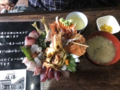 びっくりの海鮮丼？？？