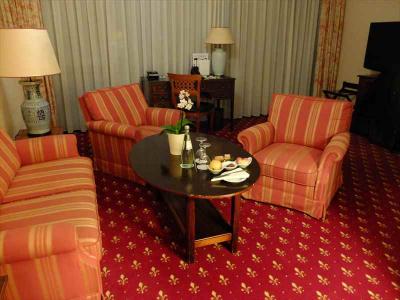 お菓子も色々と用意されていたジュニア・スイート。