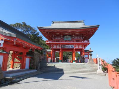 駐車場は神宮に近い方へ