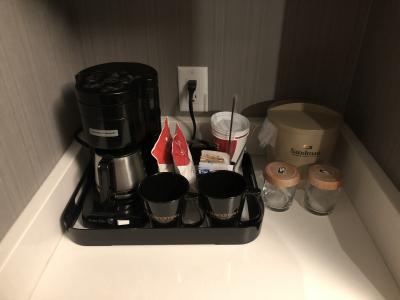 コーヒーと紅茶とペパーミントティーがありました