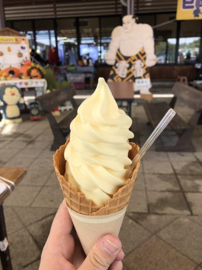 くるみ味とりんご味のソフトクリームあります！