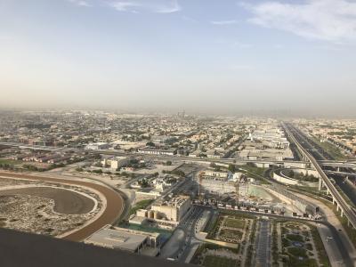 遠くにブルジュアルアラブ