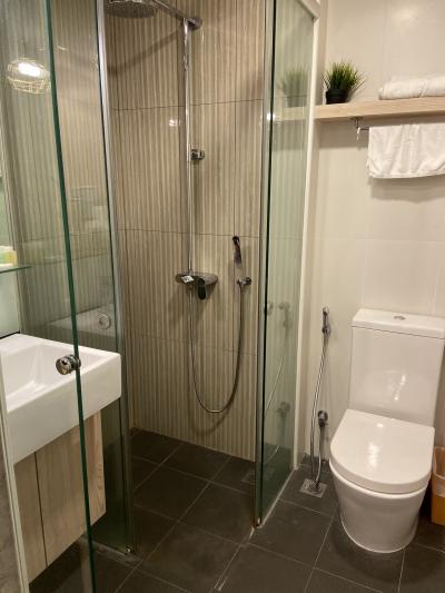 シャワーとトイレ別