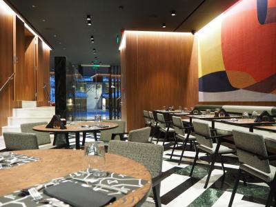 1F奥のレストラン