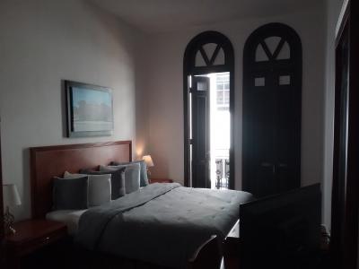 バルコニースイート304号室。  プラザ デ アルマスに面し