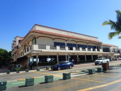 海側から見た外観