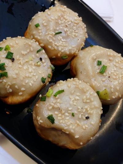 肉汁がとびます