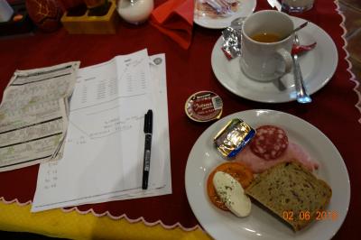 ホテルセンター　ボーヒン湖での夕食