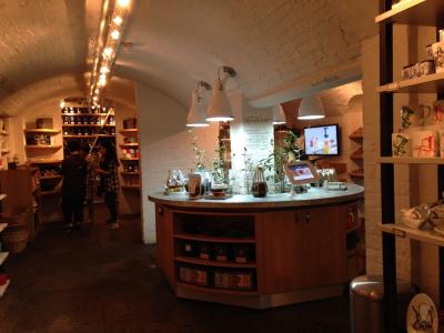 お土産のばらまき用紅茶を調達