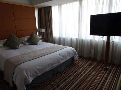 ベットは高くて厚みもあり寝心地良かったです