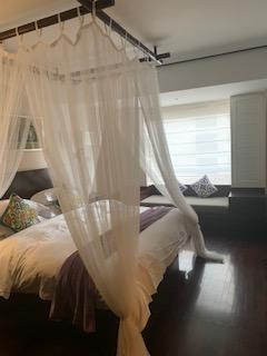 天蓋付のベッド